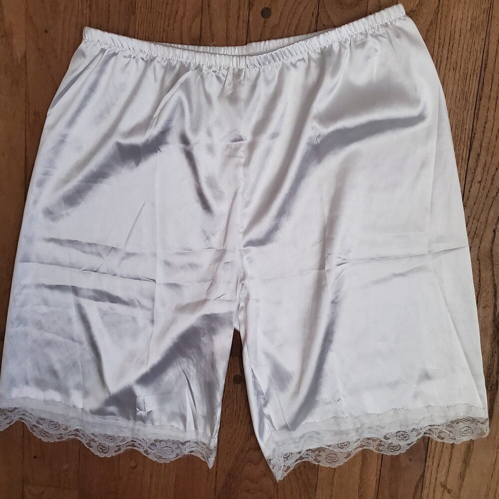 Vintage White Satin Culotte Slip Pettipants Tap Shorts Lace Trim Large / XL